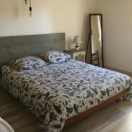 Petit Havre De Paix En Bord De