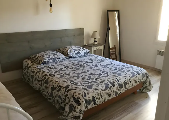 Petit Havre De Paix En Bord De