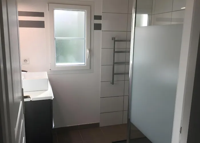 Petit Havre De Paix En Bord De